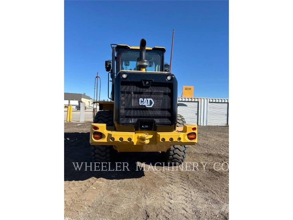 CAT 926M QC 3V Фронтальні навантажувачі