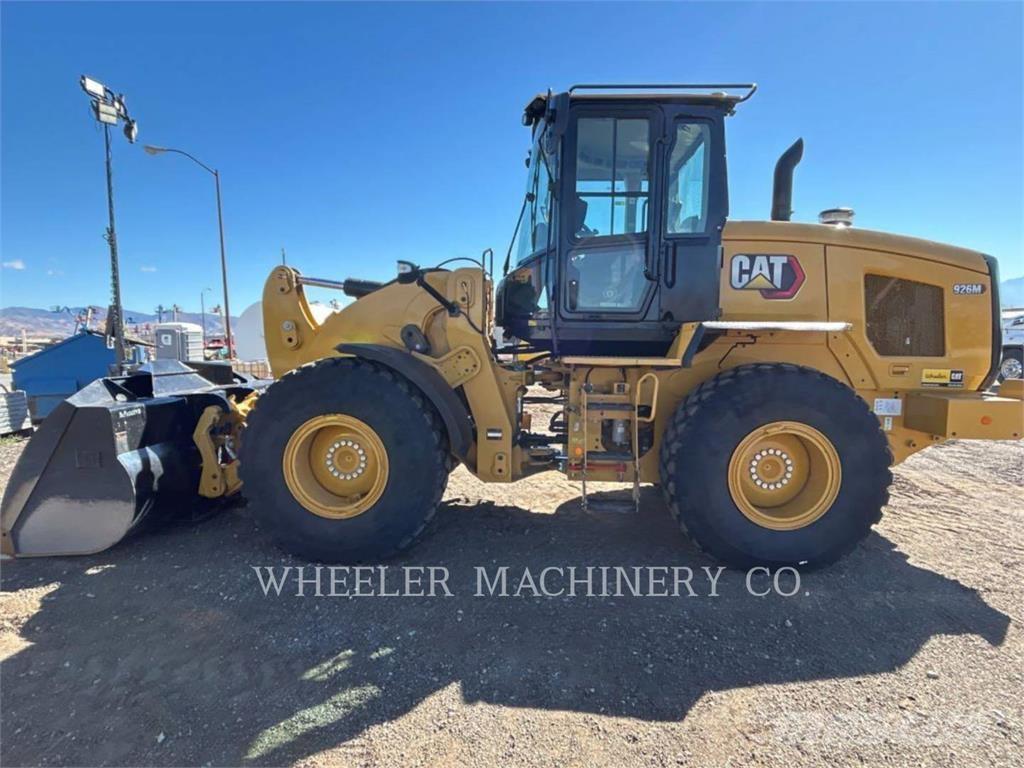 CAT 926M QC 3V Фронтальні навантажувачі
