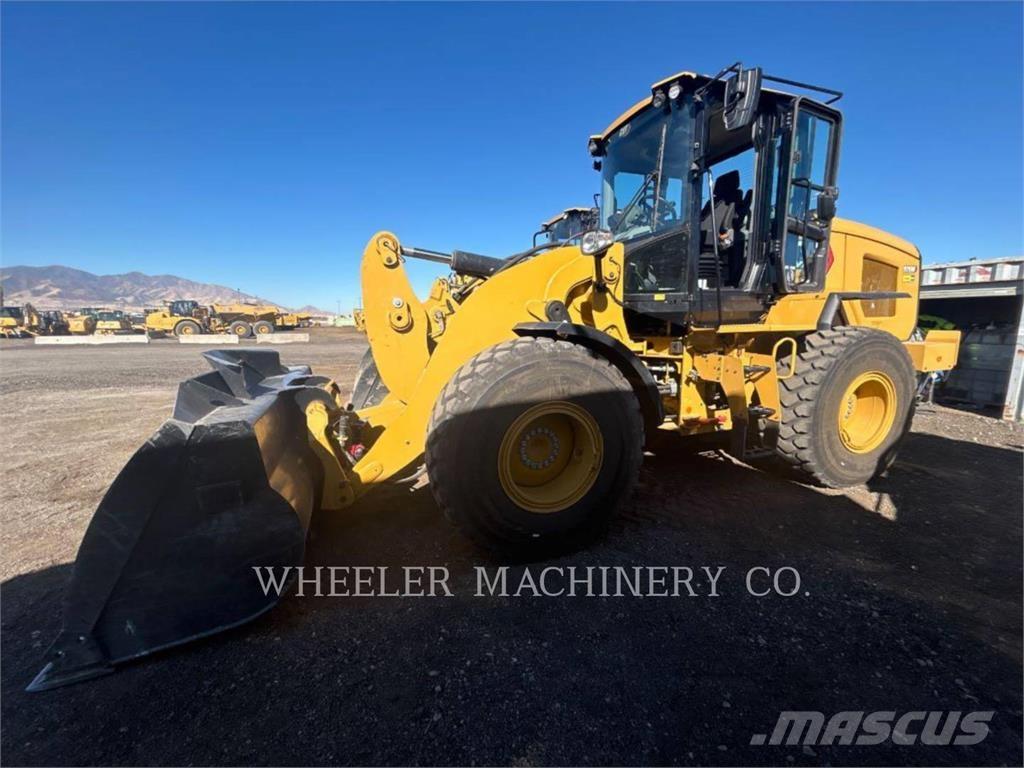 CAT 926M QC 3V Фронтальні навантажувачі