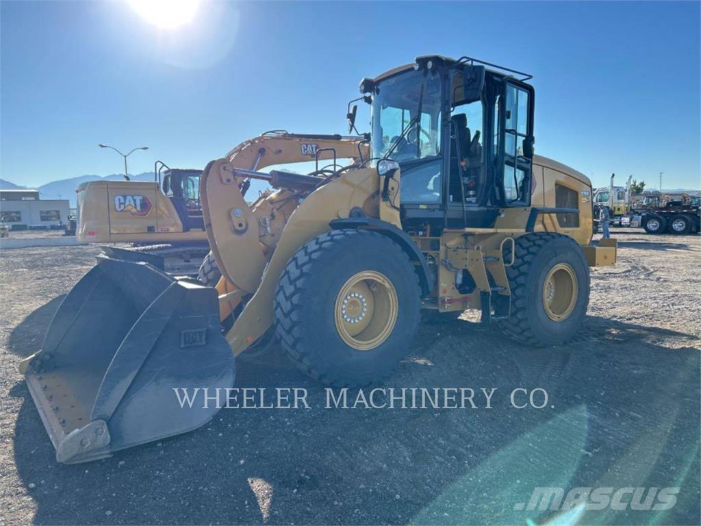 CAT 926M QC 3V Фронтальні навантажувачі