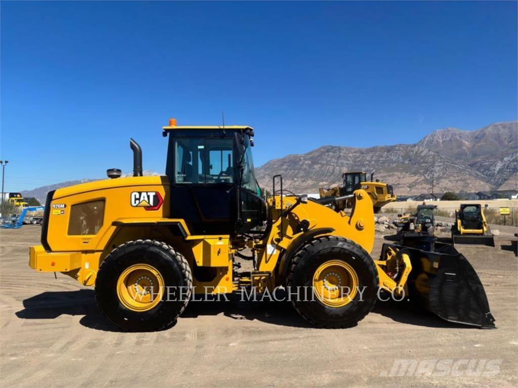 CAT 926M QC 3V Фронтальні навантажувачі
