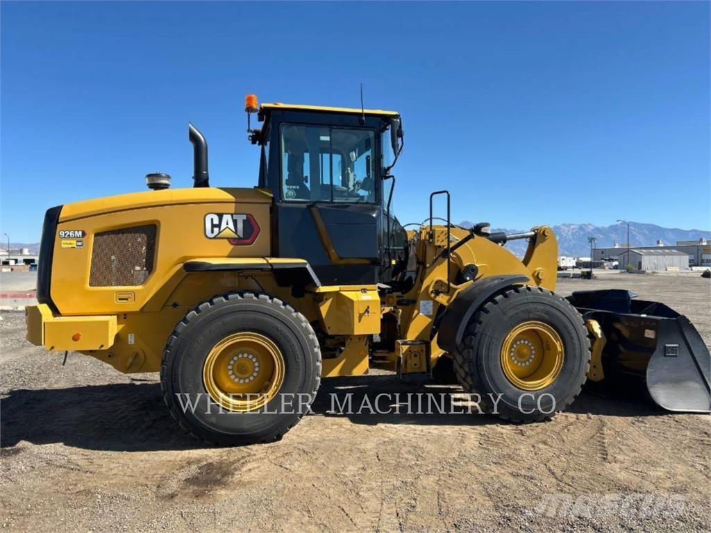 CAT 926M QC 3V Фронтальні навантажувачі