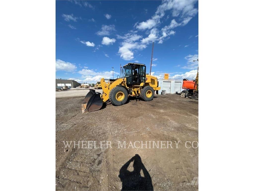 CAT 926M QC 3V Фронтальні навантажувачі
