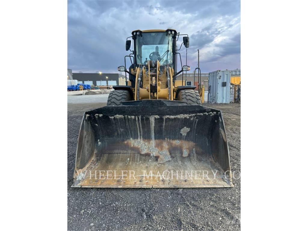 CAT 926M QC 3V Фронтальні навантажувачі