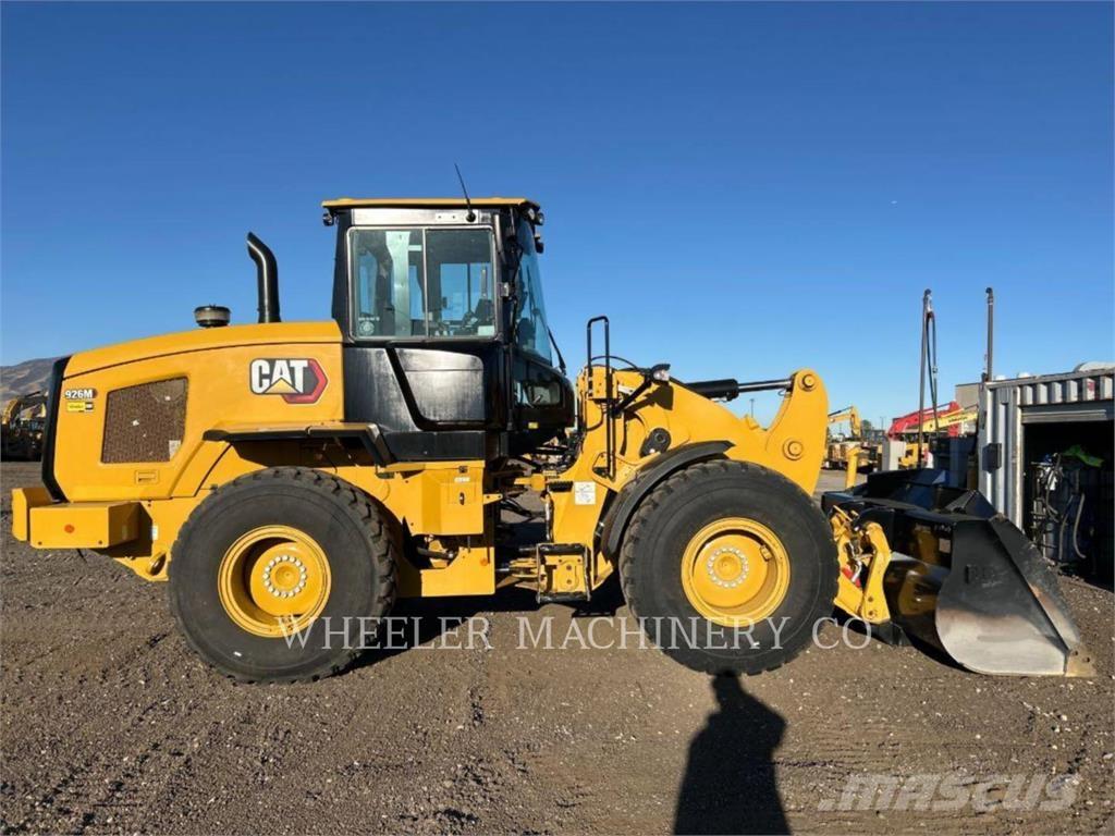 CAT 926M QC 3V Фронтальні навантажувачі