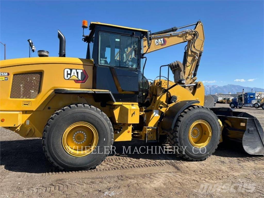 CAT 926M QC 3V Фронтальні навантажувачі