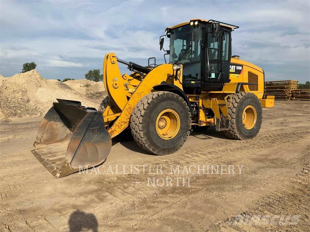 CAT 926M RQ Фронтальні навантажувачі