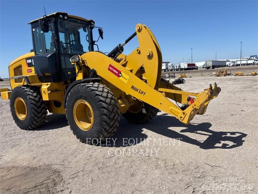 CAT 926MHL Фронтальні навантажувачі