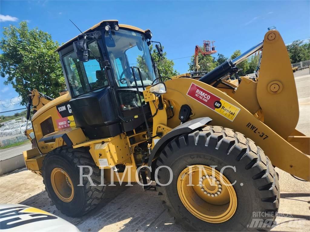 CAT 930 Фронтальні навантажувачі