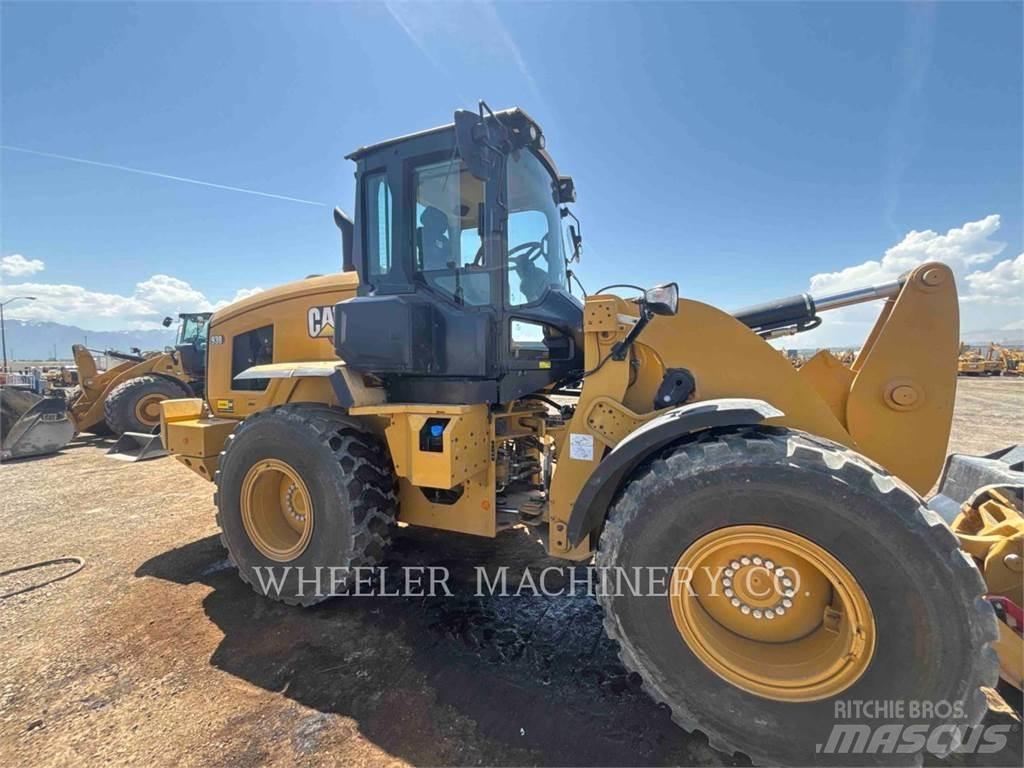 CAT 930 QC Фронтальні навантажувачі