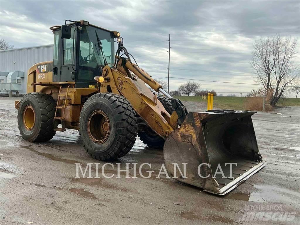 CAT 930H Фронтальні навантажувачі