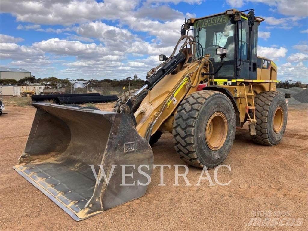 CAT 930H Фронтальні навантажувачі