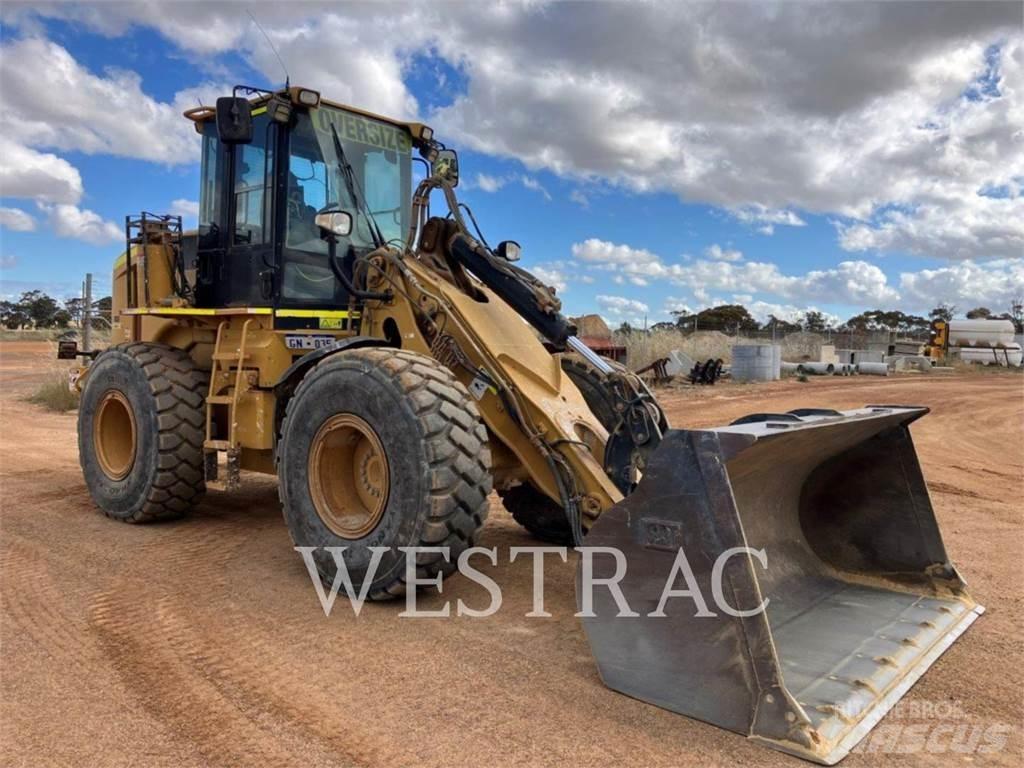 CAT 930H Фронтальні навантажувачі