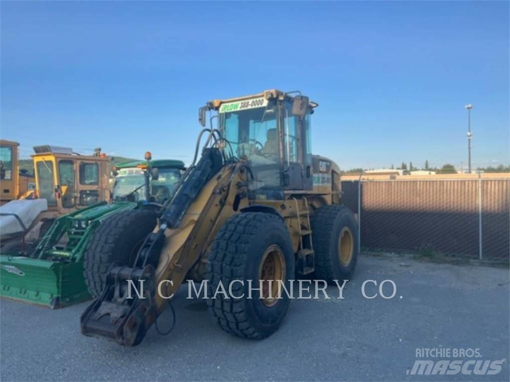 CAT 930H Фронтальні навантажувачі