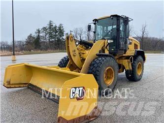 CAT 930M Фронтальні навантажувачі