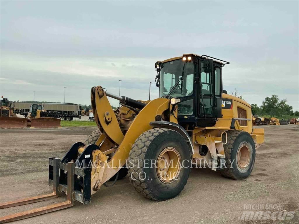 CAT 930M Фронтальні навантажувачі