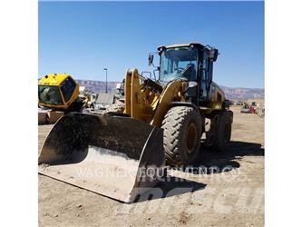 CAT 930M Фронтальні навантажувачі