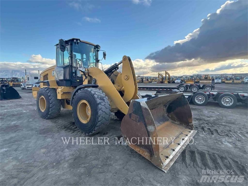 CAT 930M QC Фронтальні навантажувачі