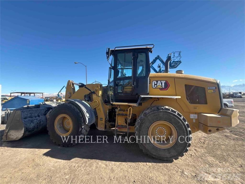 CAT 930M QC Фронтальні навантажувачі