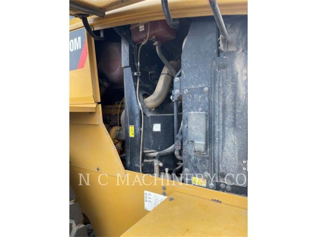 CAT 930MHL Фронтальні навантажувачі