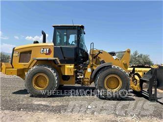 CAT 938 Фронтальні навантажувачі