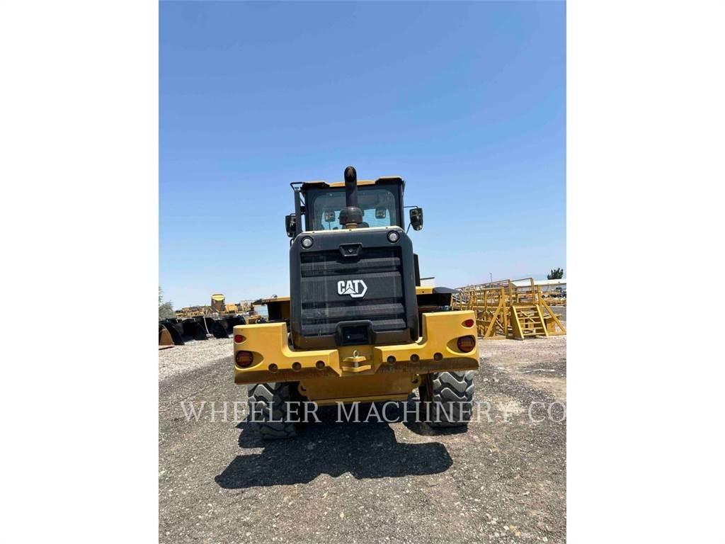 CAT 938 Фронтальні навантажувачі
