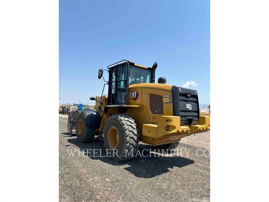 CAT 938 Фронтальні навантажувачі