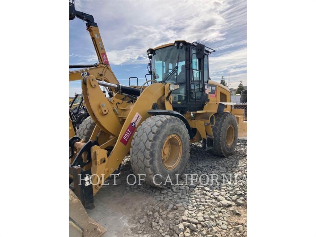 CAT 938 Фронтальні навантажувачі