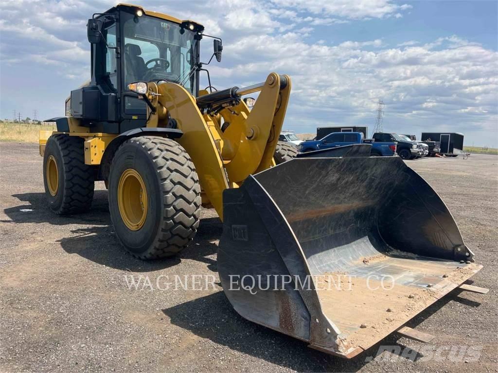 CAT 938 FC Фронтальні навантажувачі