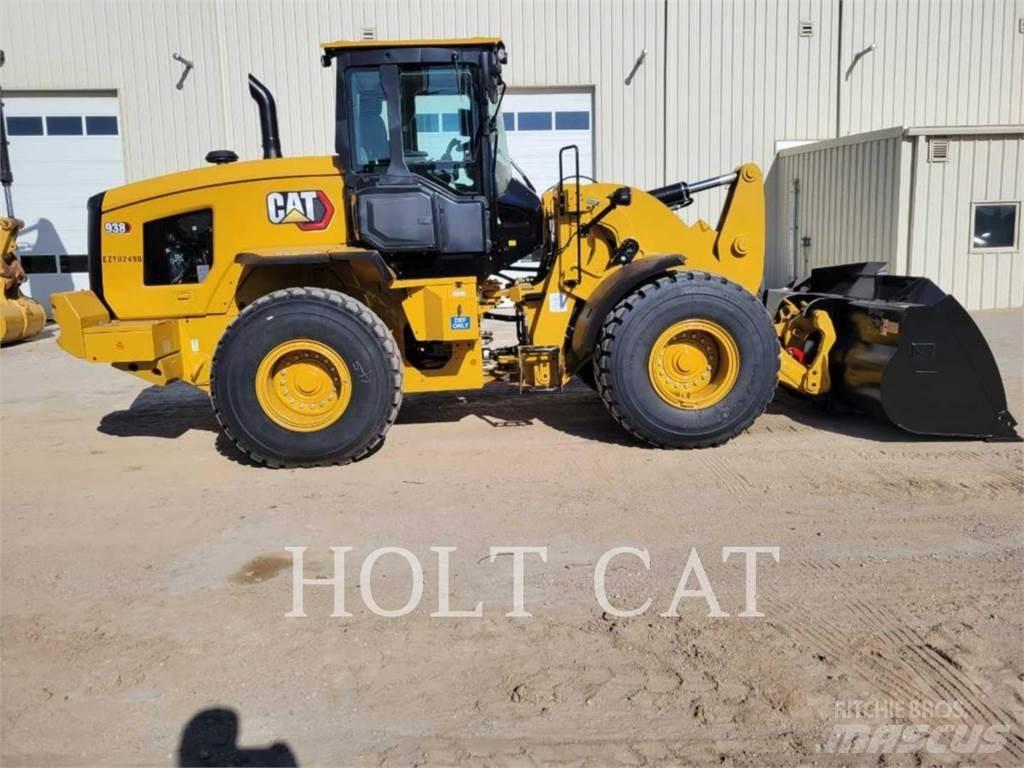 CAT 938 QC Фронтальні навантажувачі