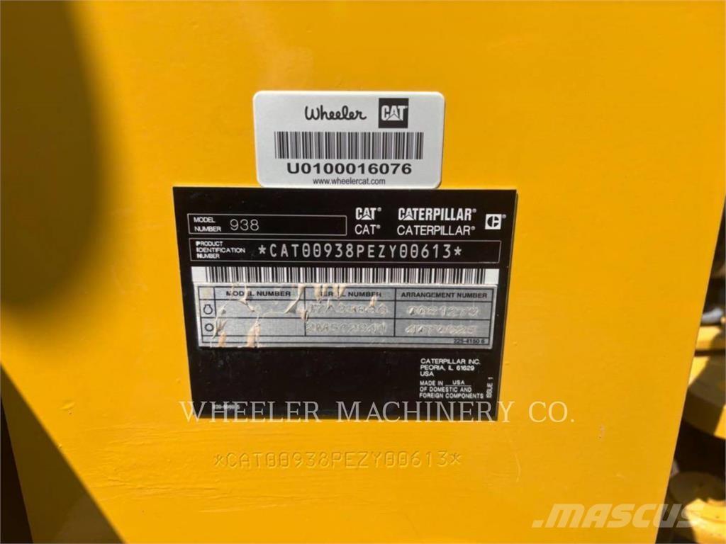 CAT 938 QC Фронтальні навантажувачі
