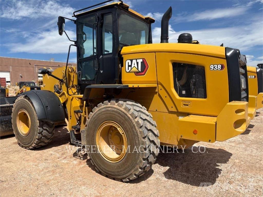 CAT 938 QC Фронтальні навантажувачі