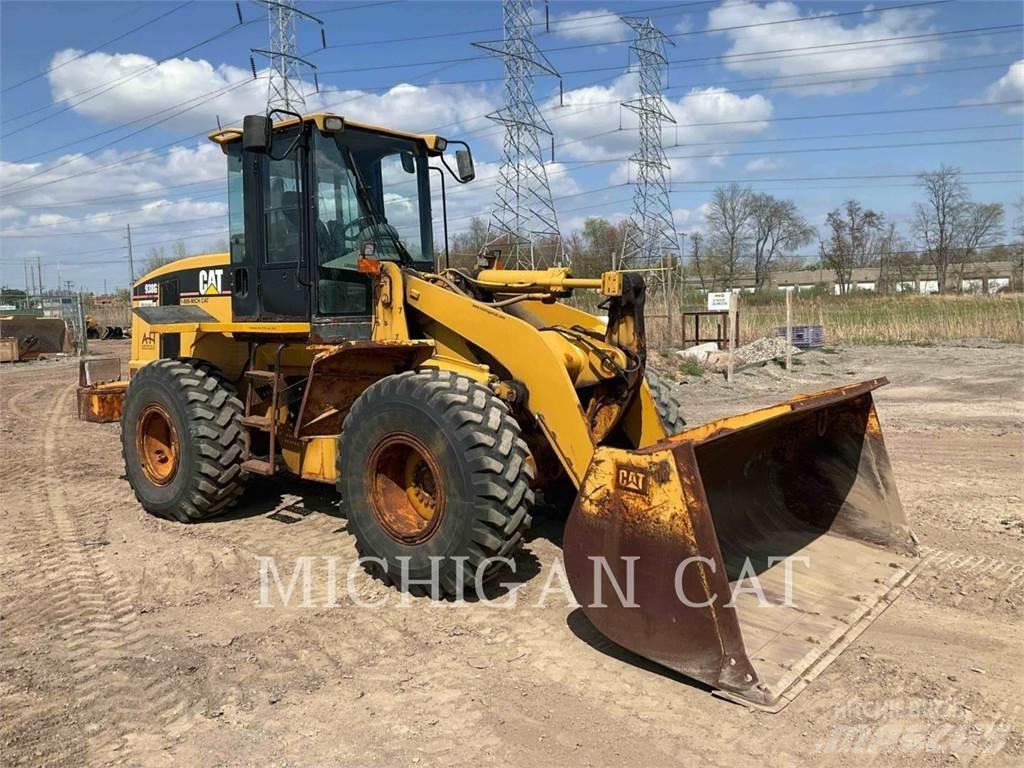 CAT 938G Фронтальні навантажувачі