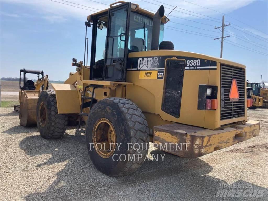 CAT 938G Фронтальні навантажувачі