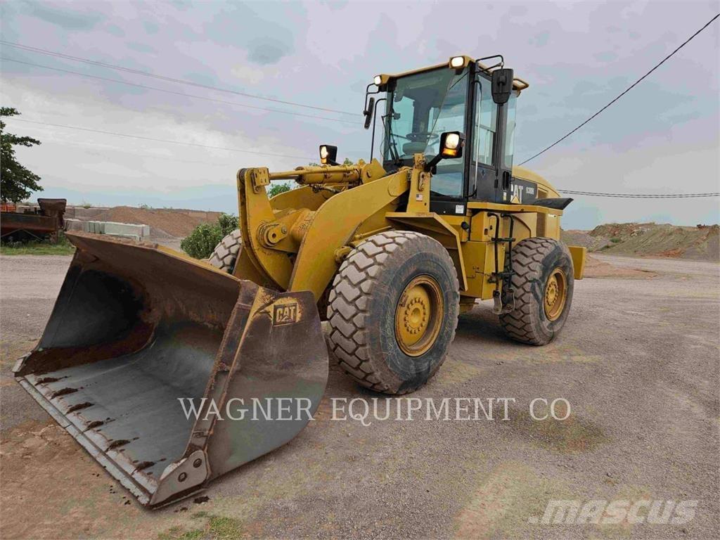 CAT 938H Фронтальні навантажувачі