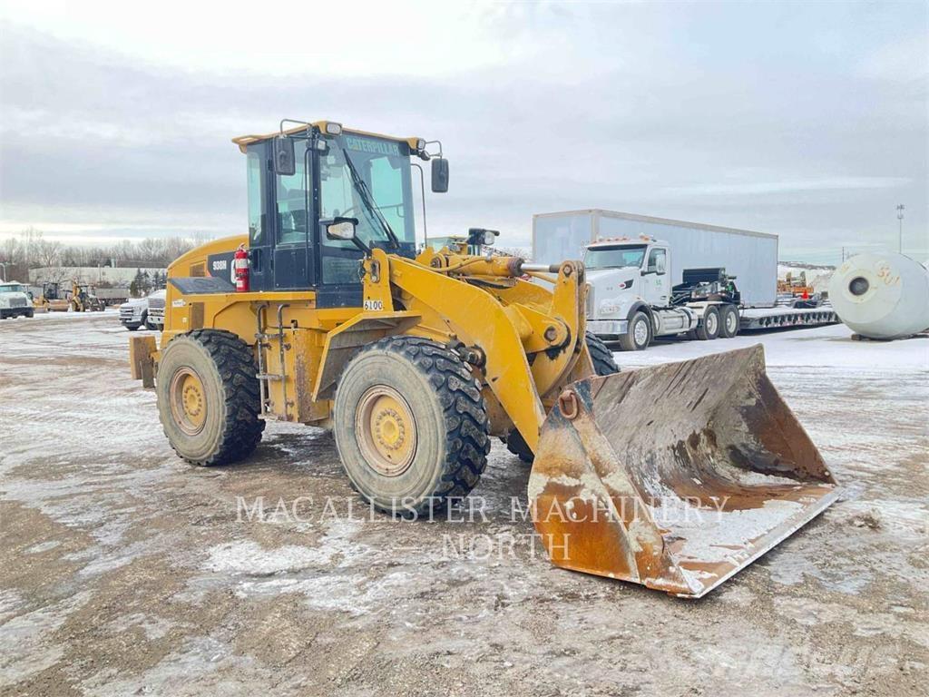 CAT 938H RQ Фронтальні навантажувачі