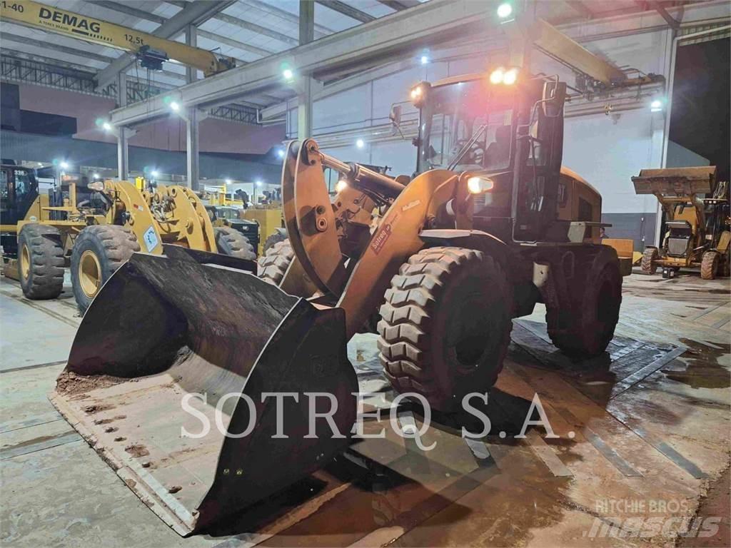 CAT 938K Фронтальні навантажувачі