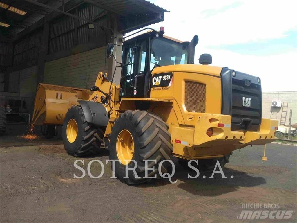 CAT 938K Фронтальні навантажувачі