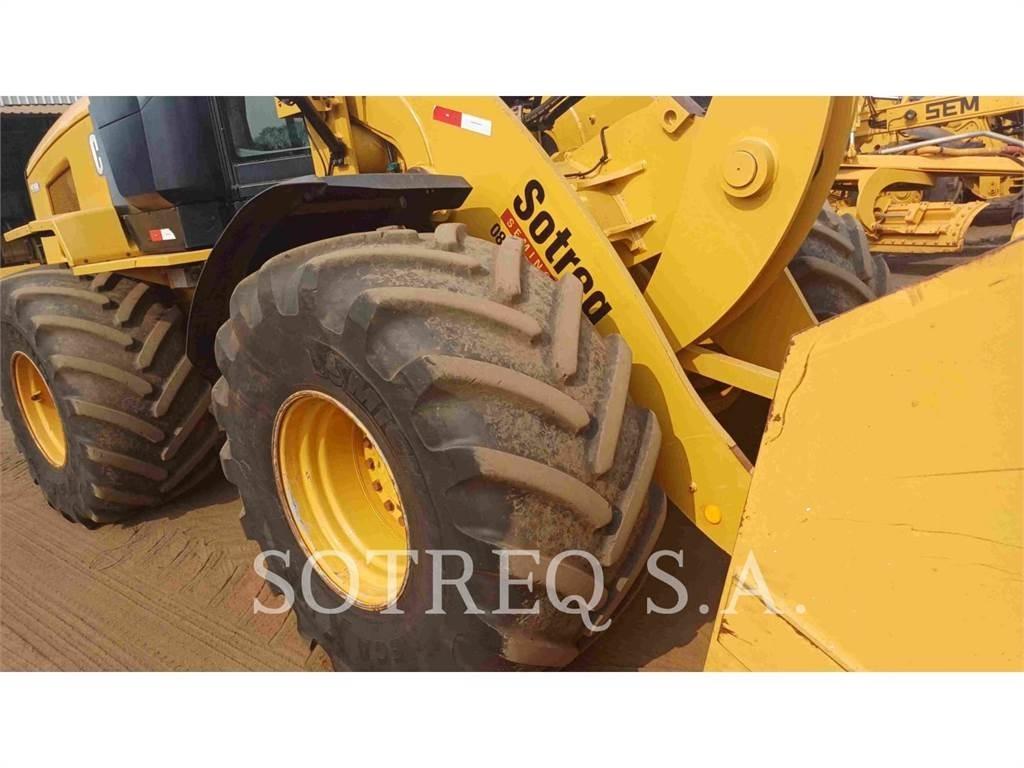 CAT 938K Фронтальні навантажувачі