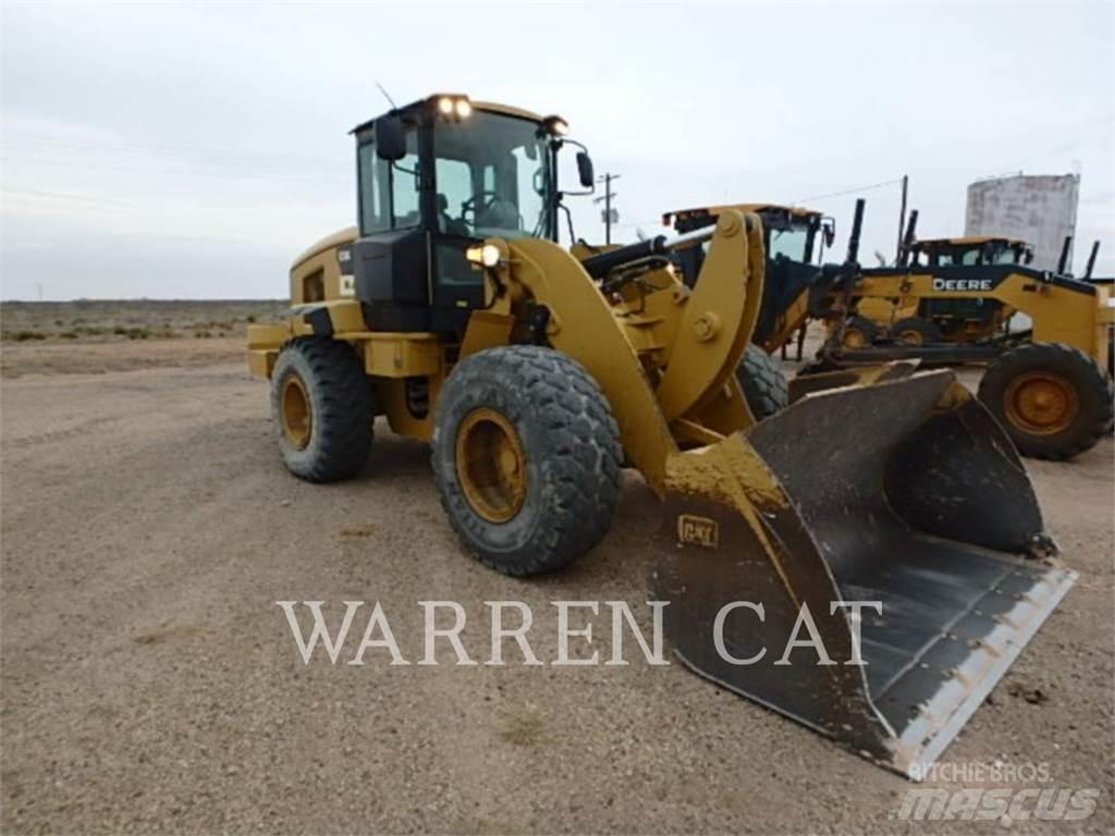 CAT 938K Фронтальні навантажувачі