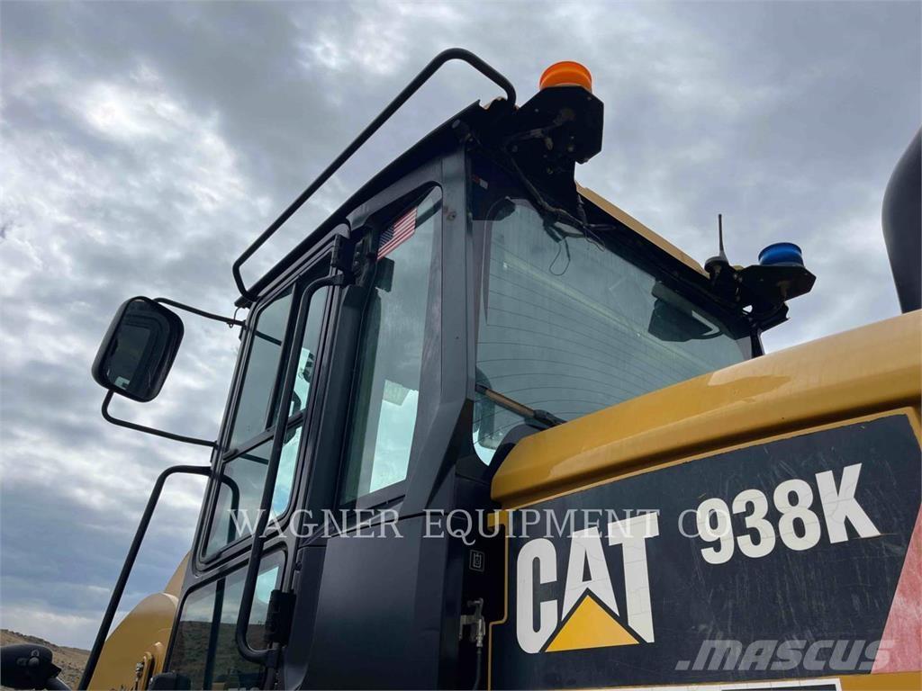 CAT 938K Фронтальні навантажувачі