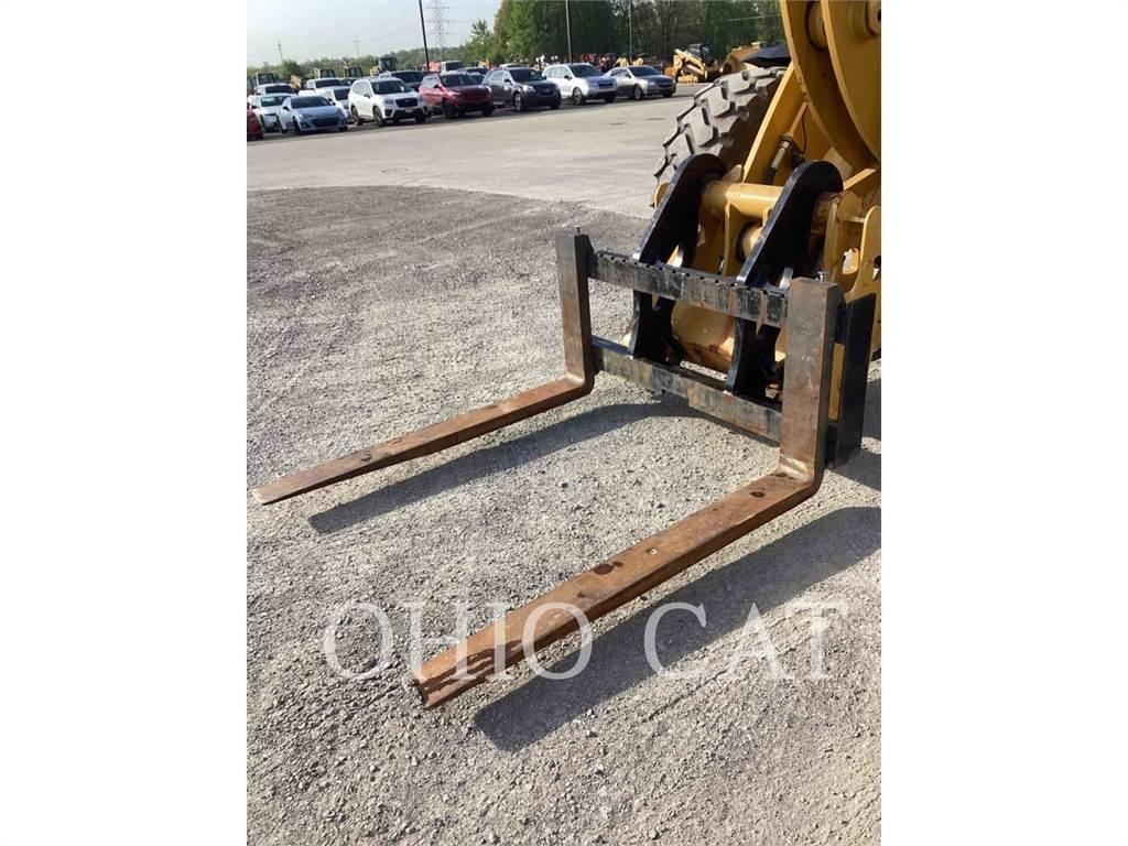 CAT 938M Фронтальні навантажувачі