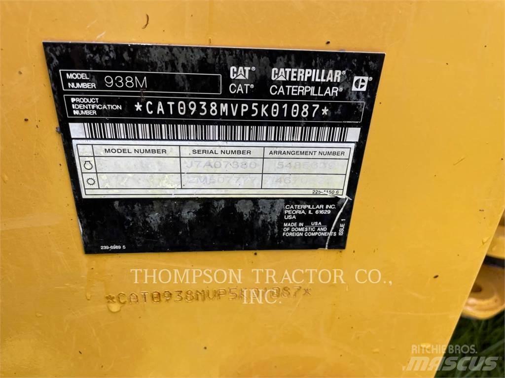 CAT 938M Фронтальні навантажувачі