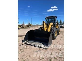 CAT 938M Фронтальні навантажувачі