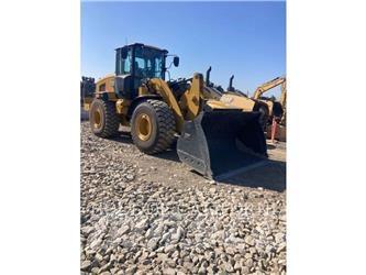CAT 938M Фронтальні навантажувачі