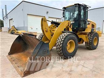 CAT 938M Фронтальні навантажувачі