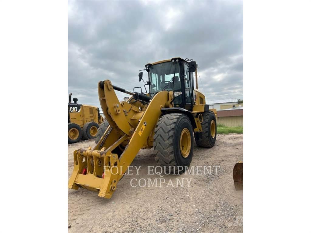 CAT 938M Фронтальні навантажувачі