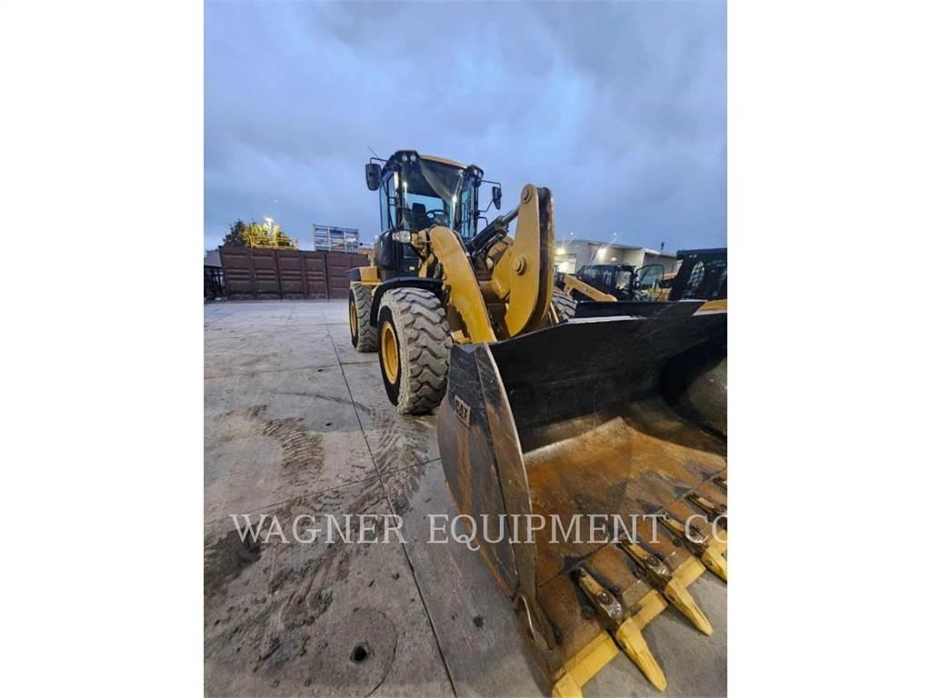 CAT 938M Фронтальні навантажувачі