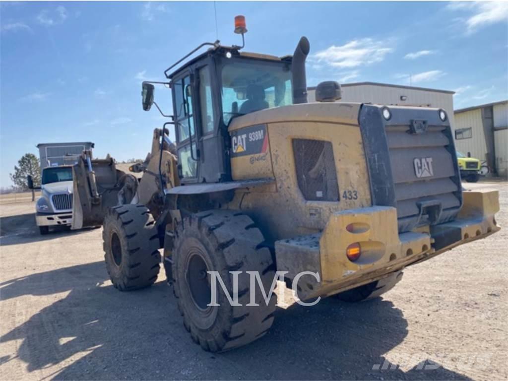 CAT 938M Фронтальні навантажувачі