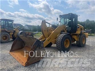 CAT 938M Фронтальні навантажувачі